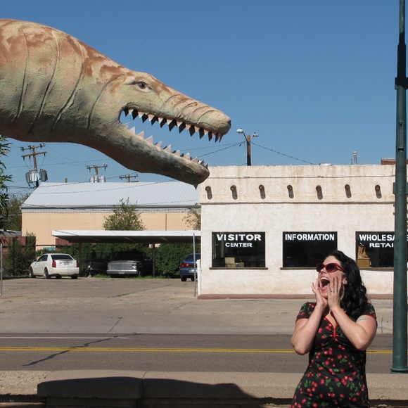 Meet your Posher, Dana - Picture 8 of 8